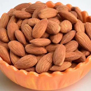 قیمت بادام درختی درشت  با کیفیت ارزان + خرید عمده